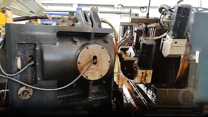 直齿锥齿轮-铣齿2